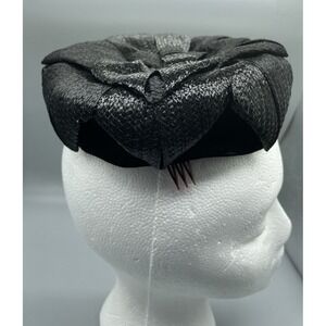 Vintage 50/60's Modern Miss Black Straw Pillbox Hat with Velvet trim‎